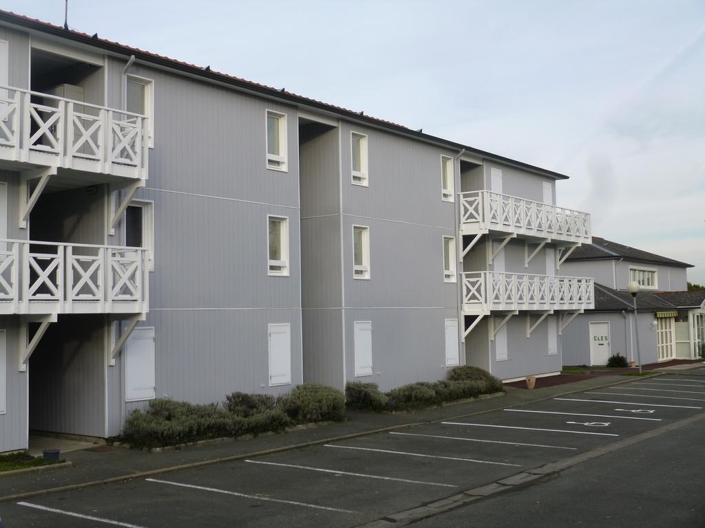 Fasthotel Angers Beaucouzé Exterior foto